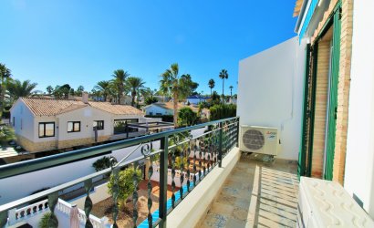 Herverkoop - Herenhuis -
Villamartín - Las Violetas