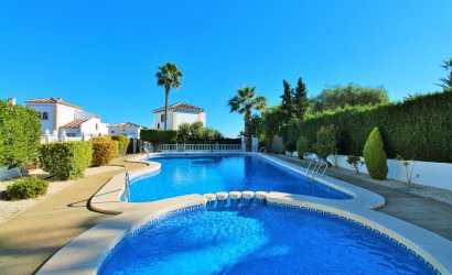 Herverkoop - Herenhuis -
Villamartín - Las Violetas