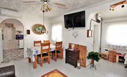 Resale - Villa -
Torrevieja - El Chaparral