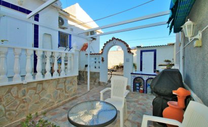 Resale - Villa -
Torrevieja - El Chaparral