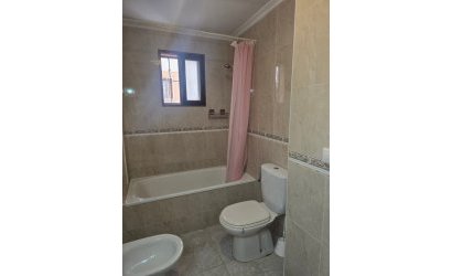 Resale - Apartment -
Daya Vieja - Costa Blanca