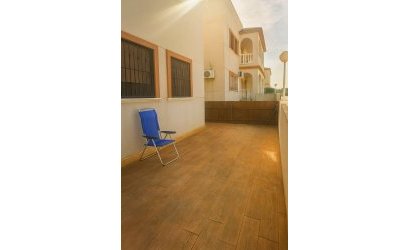 Resale - Apartment -
Daya Vieja - Costa Blanca