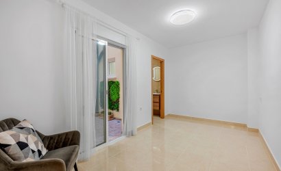 Herverkoop - Apartment -
Torrevieja - Playa del Cura