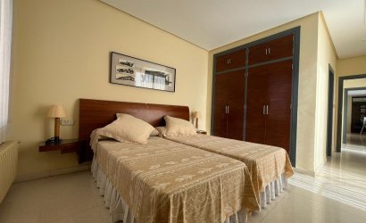 Resale - Villa -
Orihuela Costa - Dehesa de Campoamor