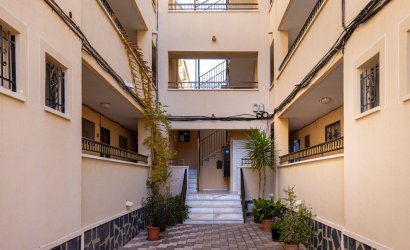Reventa - Apartment -
Torrevieja - La Siesta