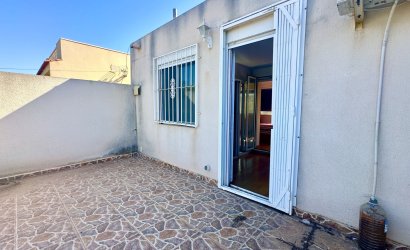 Herverkoop - Herenhuis -
Guardamar del Segura - Lomas de Polo-Pinomar