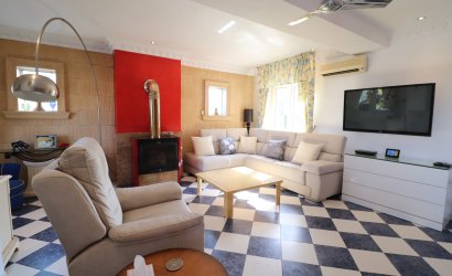 Resale - Villa (detached) -
Algorfa - Lomas de La Juliana