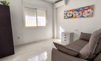 Resale - Townhouse -
Ciudad Quesada - La Fiesta