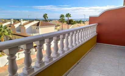 Resale - Townhouse -
Ciudad Quesada - La Fiesta