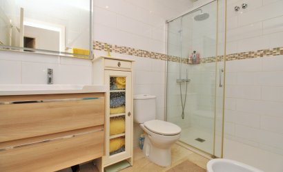 Herverkoop - Herenhuis -
Villamartín - PAU 8