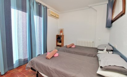 Herverkoop - Herenhuis -
Villamartín - PAU 8