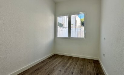 Herverkoop - Bungalow -
Orihuela Costa - Las Filipinas