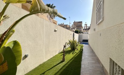 Resale - Detached Villa -
Orihuela Costa - Los Altos
