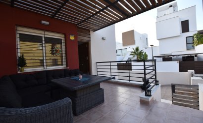 Resale - Villa -
Algorfa - La finca Golf
