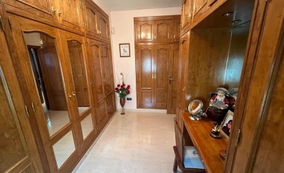 Resale - Villa -
Orihuela Costa - Campoamor