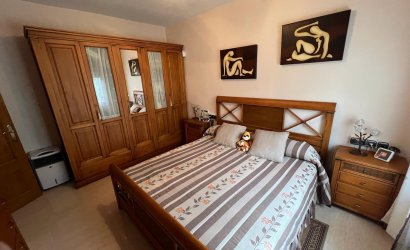 Resale - Villa -
Orihuela Costa - Campoamor