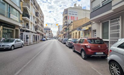 Resale - Commercial -
Guardamar del Segura - Center