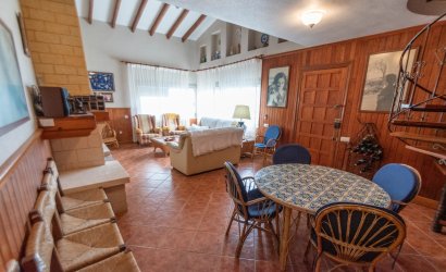 Resale - Villa -
Guardamar del Segura