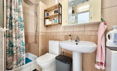 Resale - Villa -
Torrevieja - La Siesta