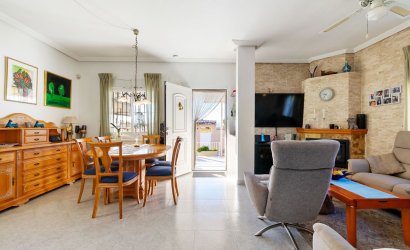 Resale - Villa -
Torrevieja - El Chaparral