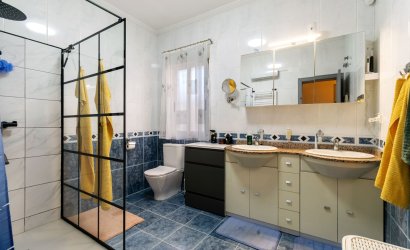 Resale - Villa -
Torrevieja - El Chaparral