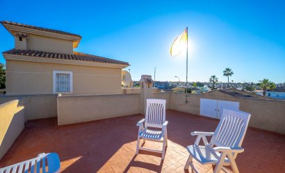 Resale - Villa -
Torrevieja - El Chaparral