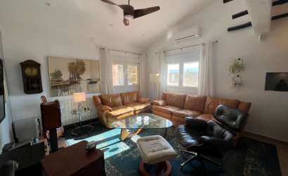 Herverkoop - Country House -
Salinas