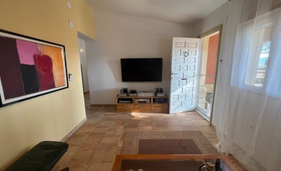 Herverkoop - Country House -
Salinas