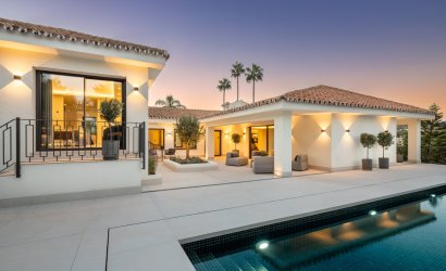 Resale - Villa -
Marbella - Nueva Andalucía