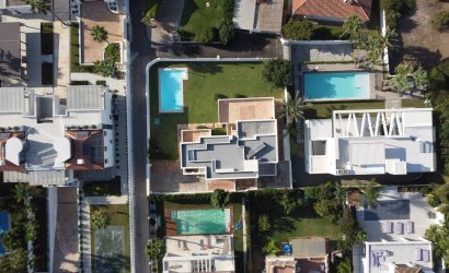 Revente - Villa -
Marbella - Las Chapas