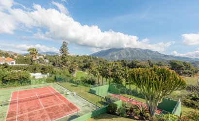 Reventa - Adosado -
Marbella - Nueva Andalucía