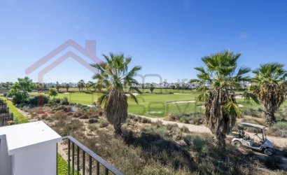 Herverkoop - Herenhuis -
La Torre Golf Resort