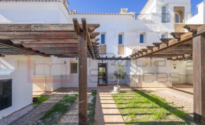 Herverkoop - Herenhuis -
La Torre Golf Resort