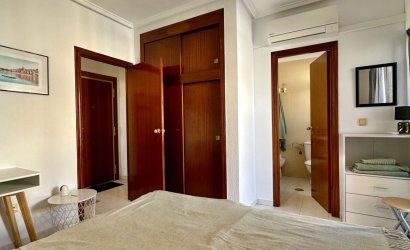 Resale - Apartment -
Torrevieja