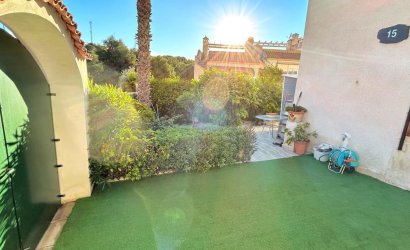 Resale - Townhouse -
Orihuela Costa - Villamartín