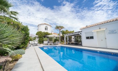 Resale - Villa -
Torrevieja - La Siesta
