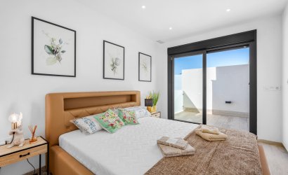 Resale - Villa -
Los Alcazares