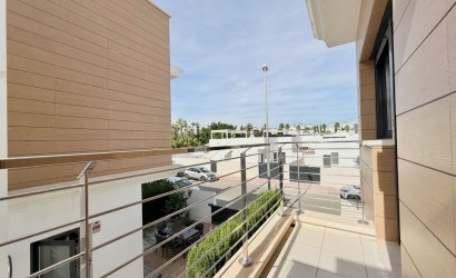 Reventa - Adosado -
Ciudad Quesada - Lo Marabú