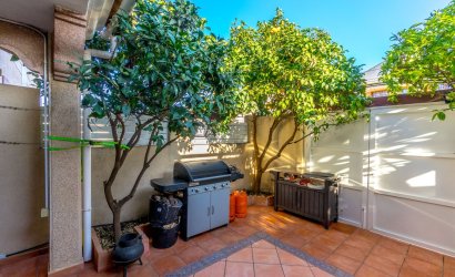 Revente - Maison de ville -
Torrevieja - Aguas Nuevas