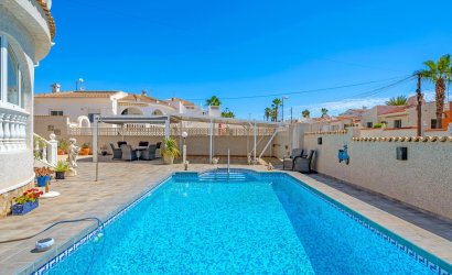 Resale - Villa -
Ciudad Quesada