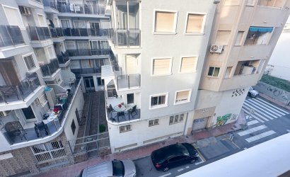 Herverkoop - Apartment -
Torrevieja - Center