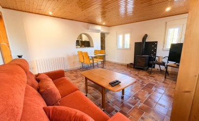 Herverkoop - Herenhuis -
Crevillente