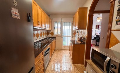 Herverkoop - Villa -
Guardamar del Segura - El Raso