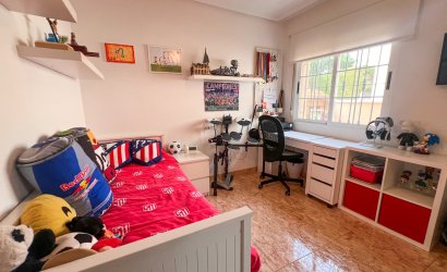 Herverkoop - Villa -
Guardamar del Segura - El Raso