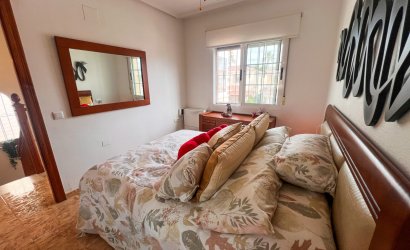 Herverkoop - Villa -
Guardamar del Segura - El Raso