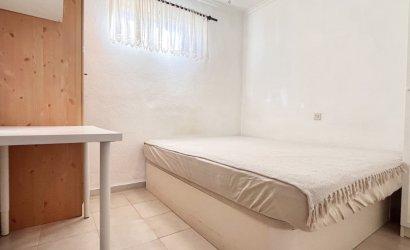 Herverkoop - Herenhuis -
Torrevieja - La Siesta - El Salado -  Torreta