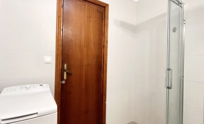 Herverkoop - Herenhuis -
Torrevieja - La Siesta - El Salado -  Torreta