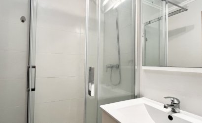 Herverkoop - Herenhuis -
Torrevieja - La Siesta - El Salado -  Torreta