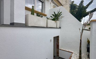 Resale - Townhouse -
Orihuela Costa - La Florida