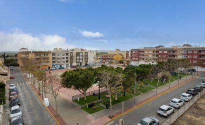 Revente - Apartment Flat -
Los Montesinos
